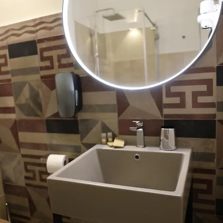 Bed & Breakfast La Dimora Di Cesare Braico 4*